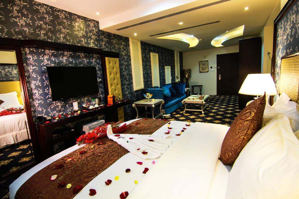 Rest Night Serviced Apartments- Alhamra Ar Riyad Esterno foto A suite at the hotel