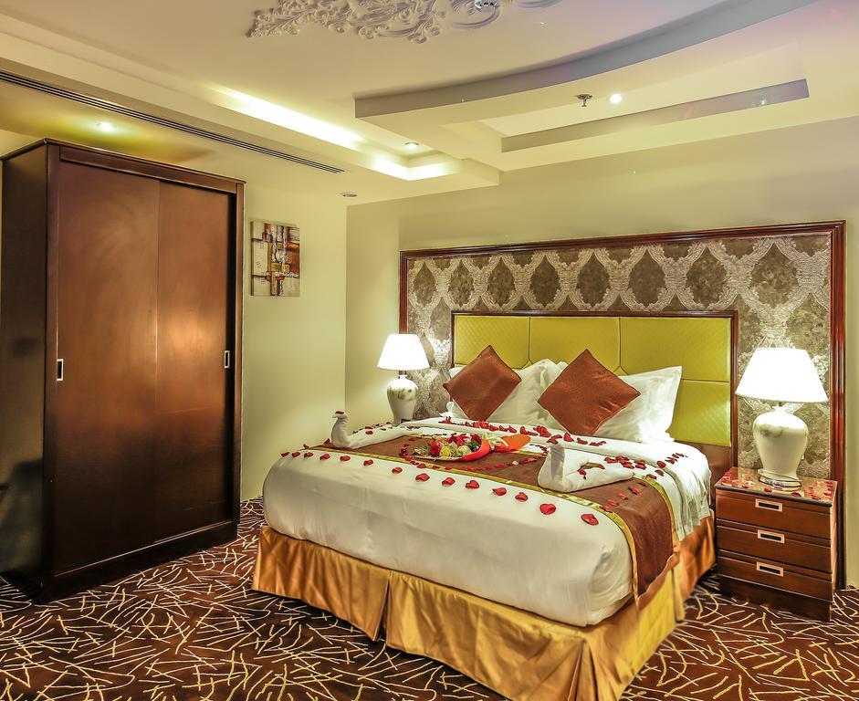 Rest Night Serviced Apartments- Alhamra Ar Riyad Esterno foto A bedroom at the hotel