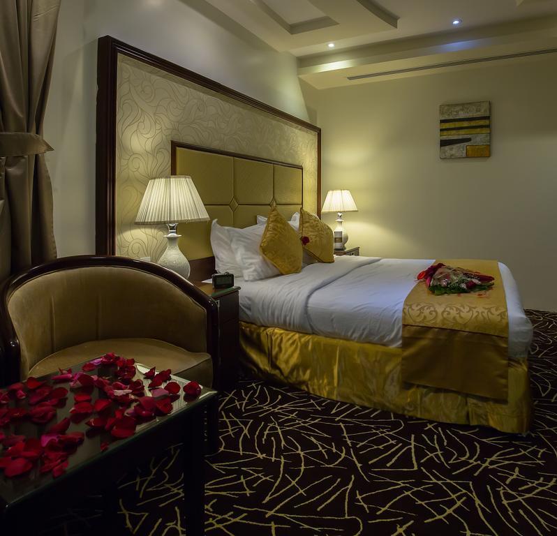 Rest Night Serviced Apartments- Alhamra Ar Riyad Esterno foto A bedroom at the hotel