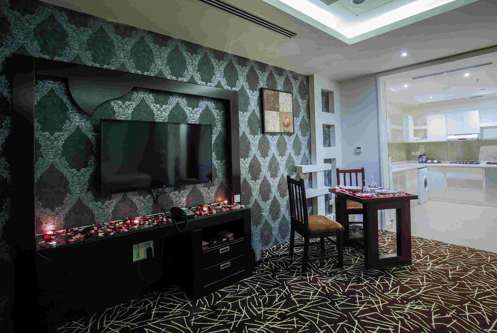Rest Night Serviced Apartments- Alhamra Ar Riyad Esterno foto A suite at the hotel