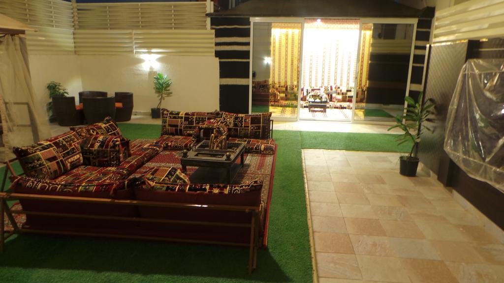 Rest Night Serviced Apartments- Alhamra Ar Riyad Esterno foto A majlis