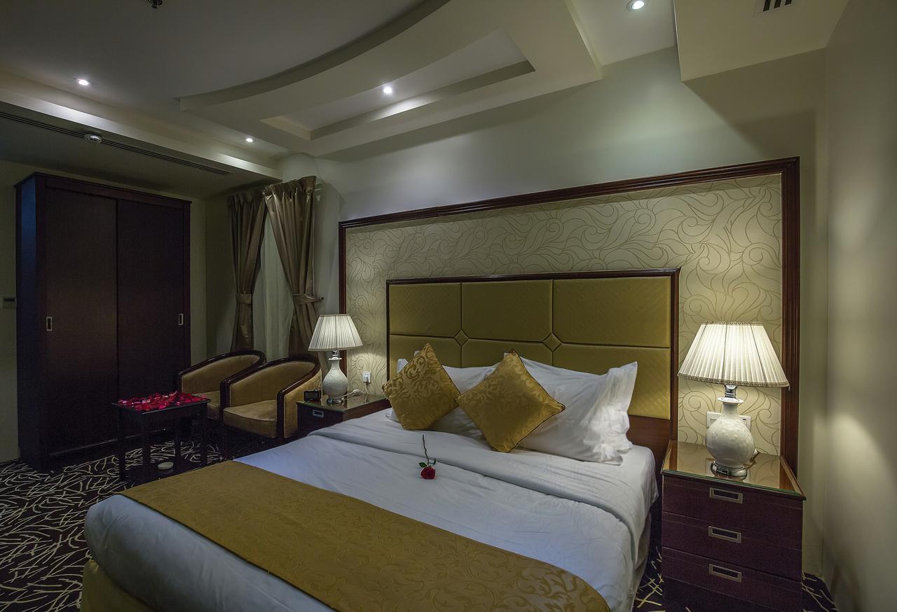 Rest Night Serviced Apartments- Alhamra Ar Riyad Esterno foto A bedroom at the hotel